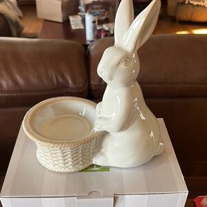 Cream Ceramic Bunny with Basket